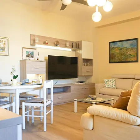 Apartment Mistral *
