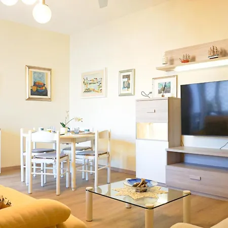 Mistral Apartment