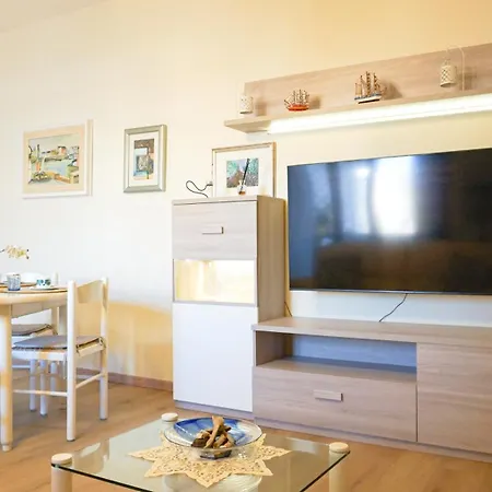 Mistral Apartment *