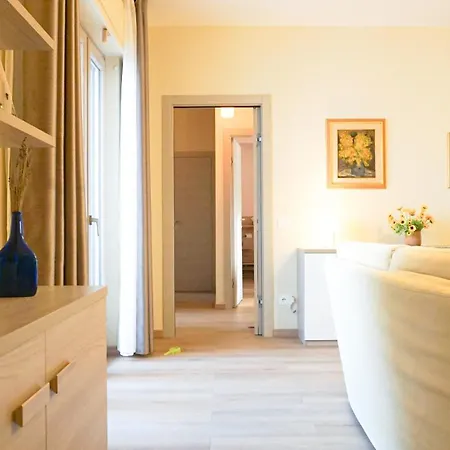 Mistral Apartment *